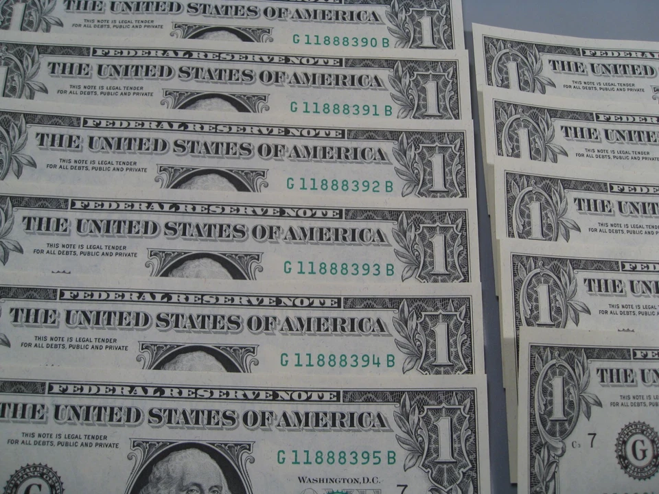 11 CU Consecutive Serial Number 1977 FRN Notes # G 11888390-400 B. #23 - Image 2 of 4