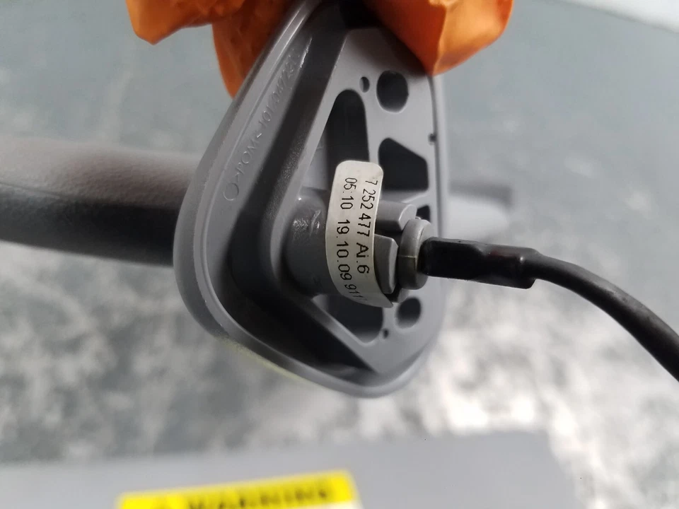 BMW 135i E82 2010 parasoles #6342 M4 Foto 4 de 4