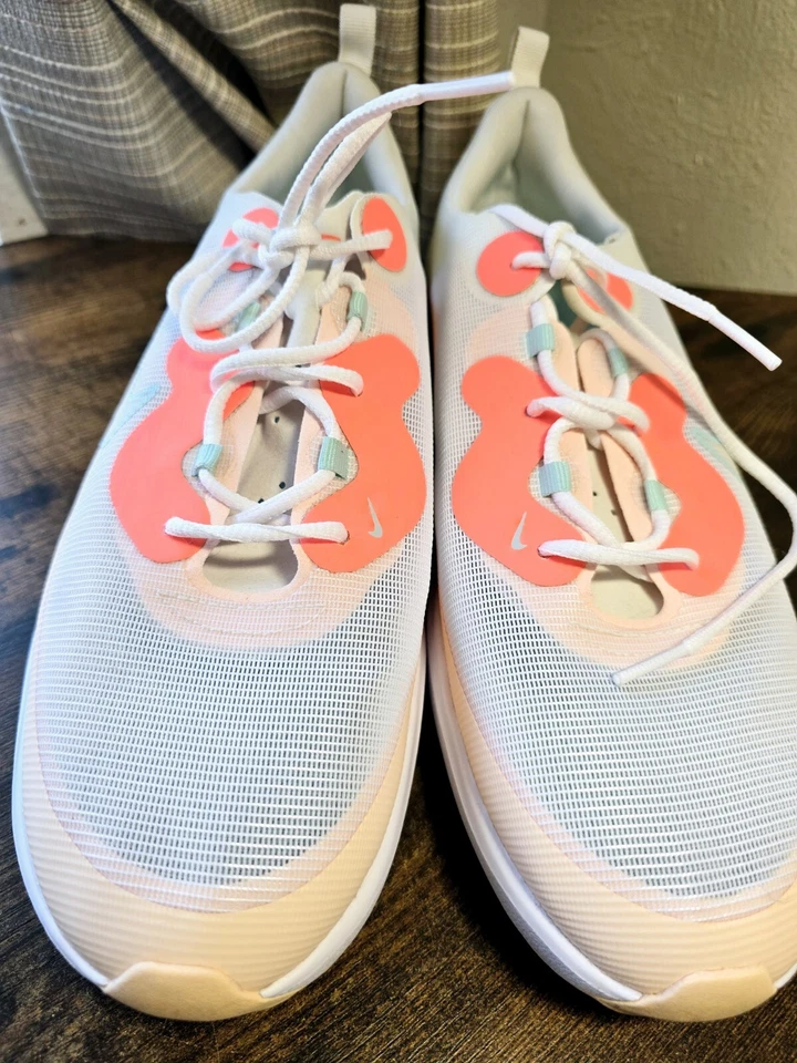 Zapato de golf Nike para mujer Ace Summerlife talla 11 color mango brillante Foto 3 de 4