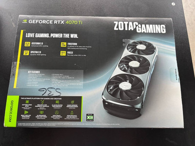 Zotac Gaming GeForce RTX 4070 Ti Trinity OC 12 GB GDDR6X Grafikkarte