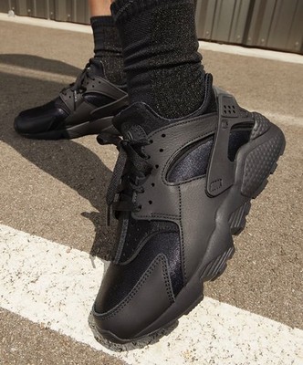 Nike Air Huarache Ultra Shoes Mens 9.5 Triple Black Athletic Sneakers Sporty