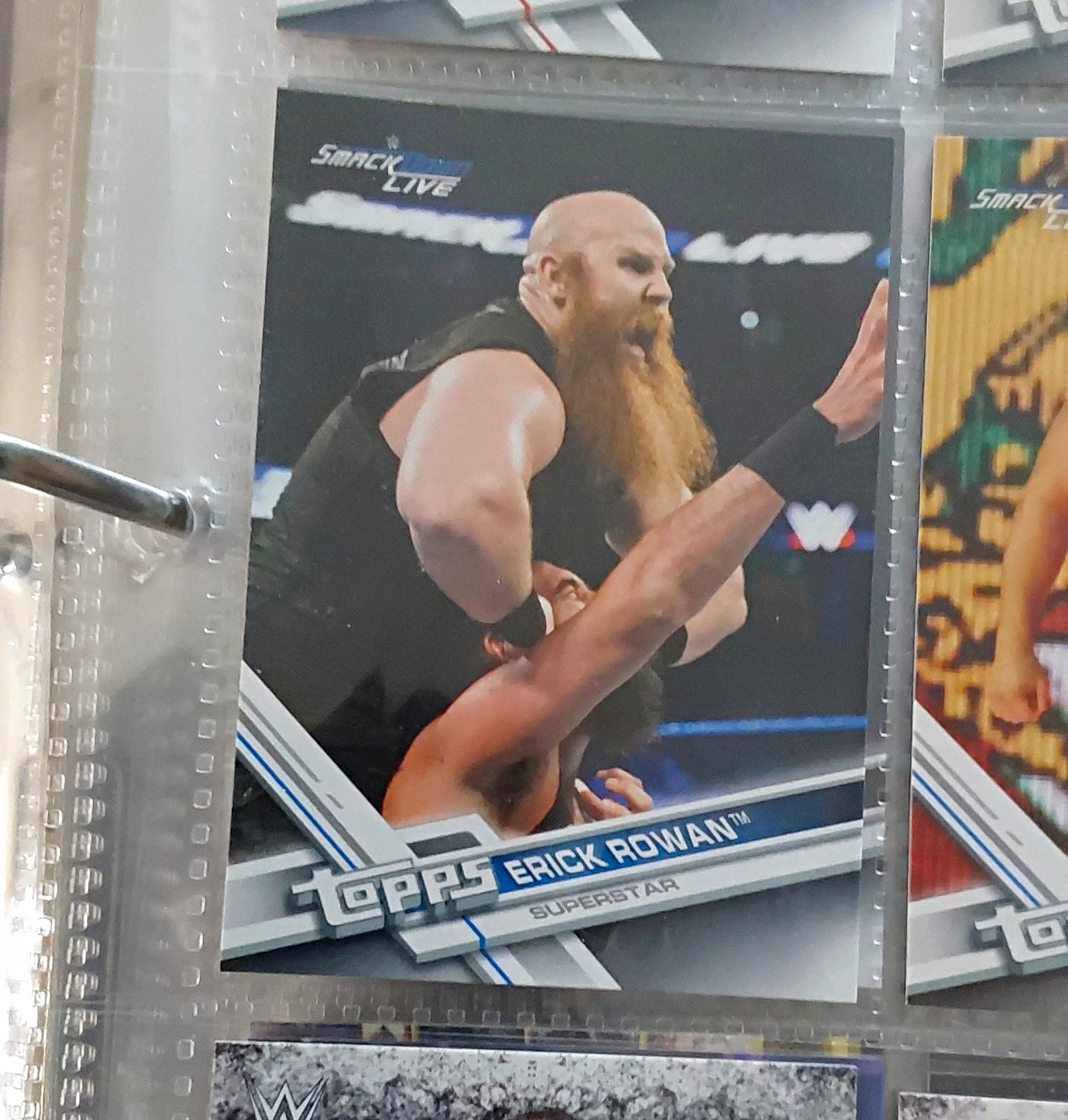 Topps WWE SmackDown Live 2017 Erick Rowan #145 Base Set Wrestling Card