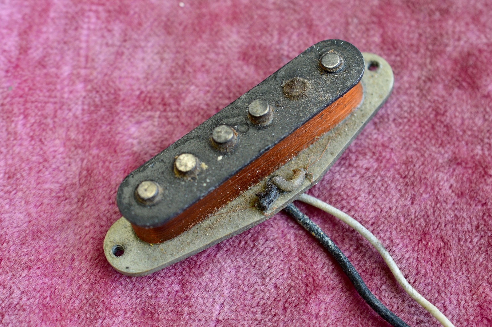 Vintage 1964 Fender Grey Bottom Stratocaster 6 21k - Bridge Pup 100% Strat 1965