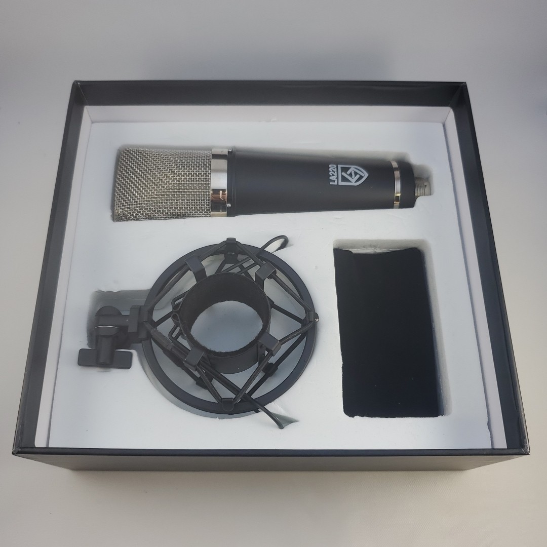 Lauten Audio Series Black LA-220 Studio Condenser Microphone