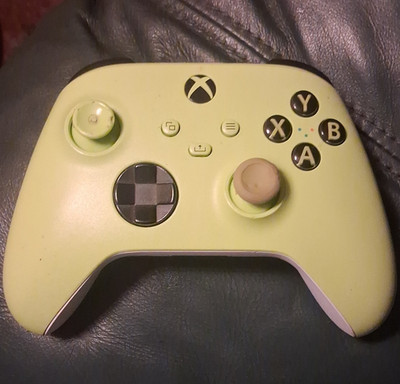 Microsoft Xbox Wireless Controller Green/White for Xbox Series X|S & Xbox One