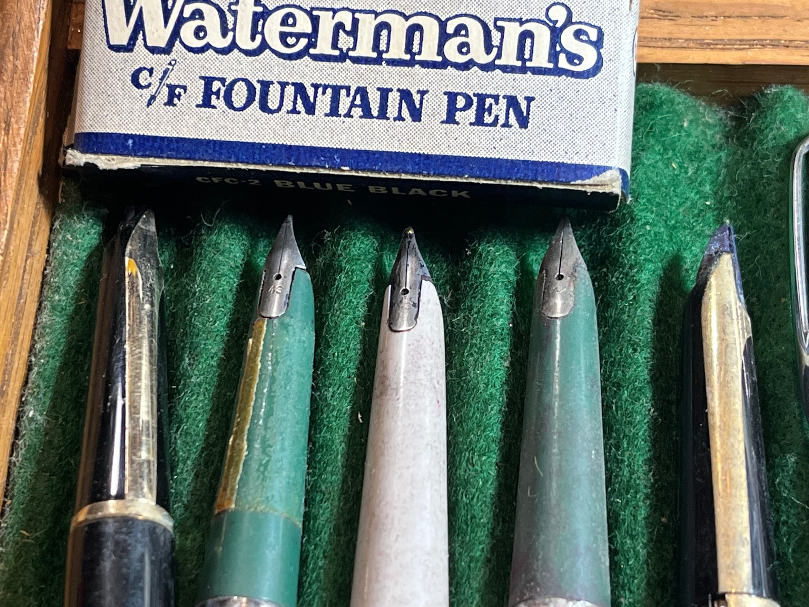 Massive lot of Waterman c/f fountain pens from the 1950s for parts & restoration