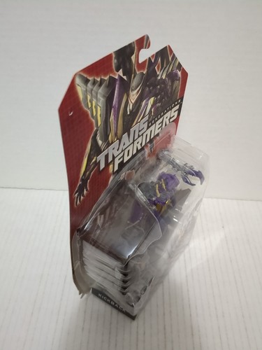 Transformers Generations Fall of Cybertron Deluxe Class Kickback - Photo 3 sur 10