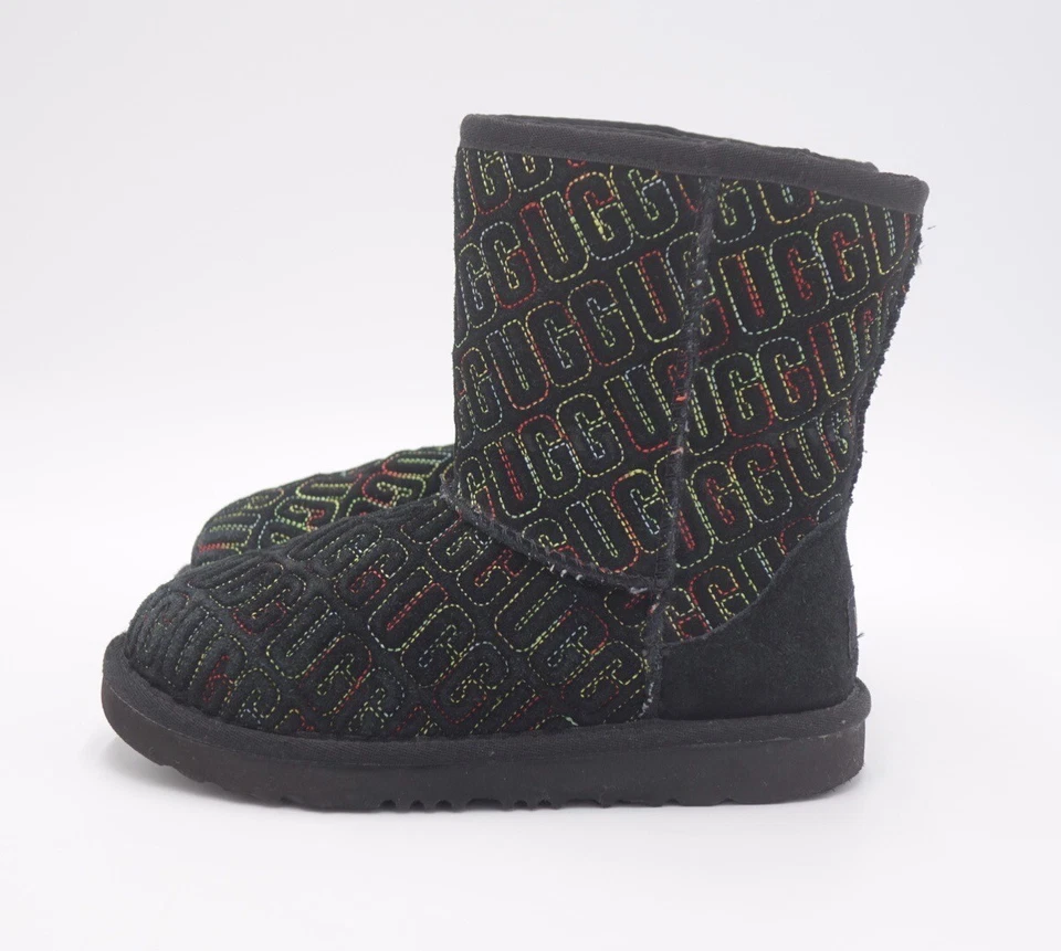 UGG Classic II Graphic Stitch Boots Girls Size 2 - Image 3 of 4