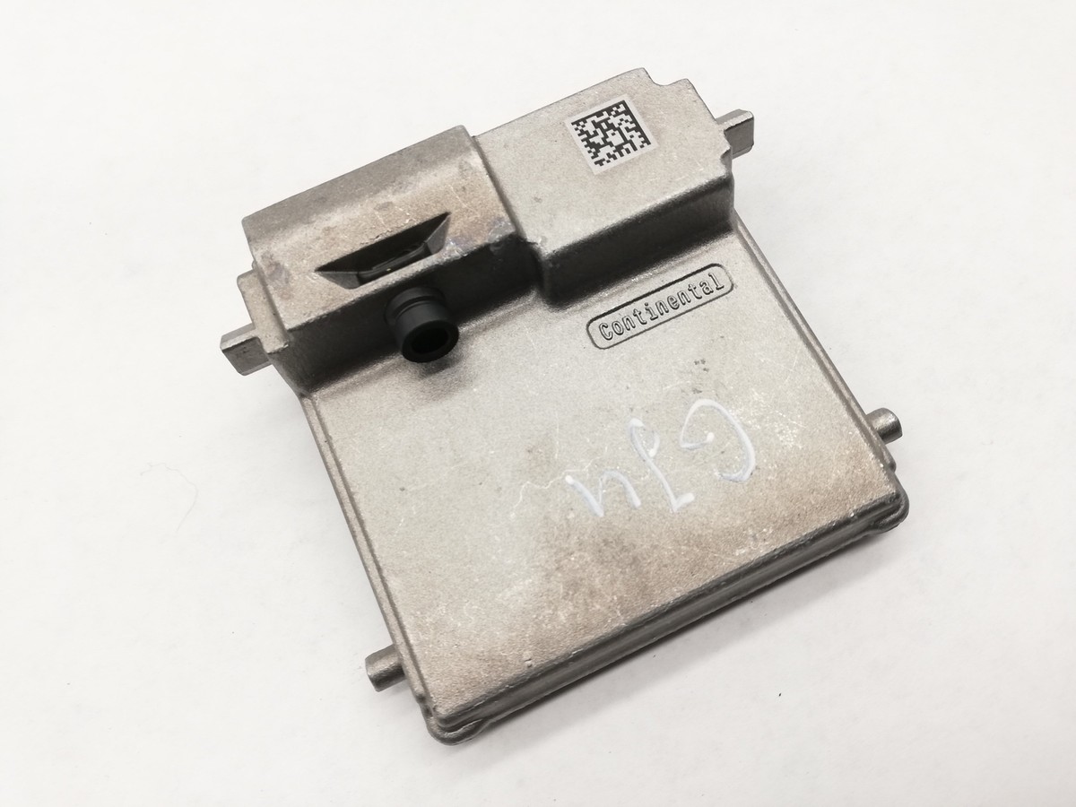 ヤリス　YARISハイブリッドMXPH15 フロントカメラ8646C-52080 ヤリス YARISハイブリッドMXPH15 フロントカメラ8646C-52080