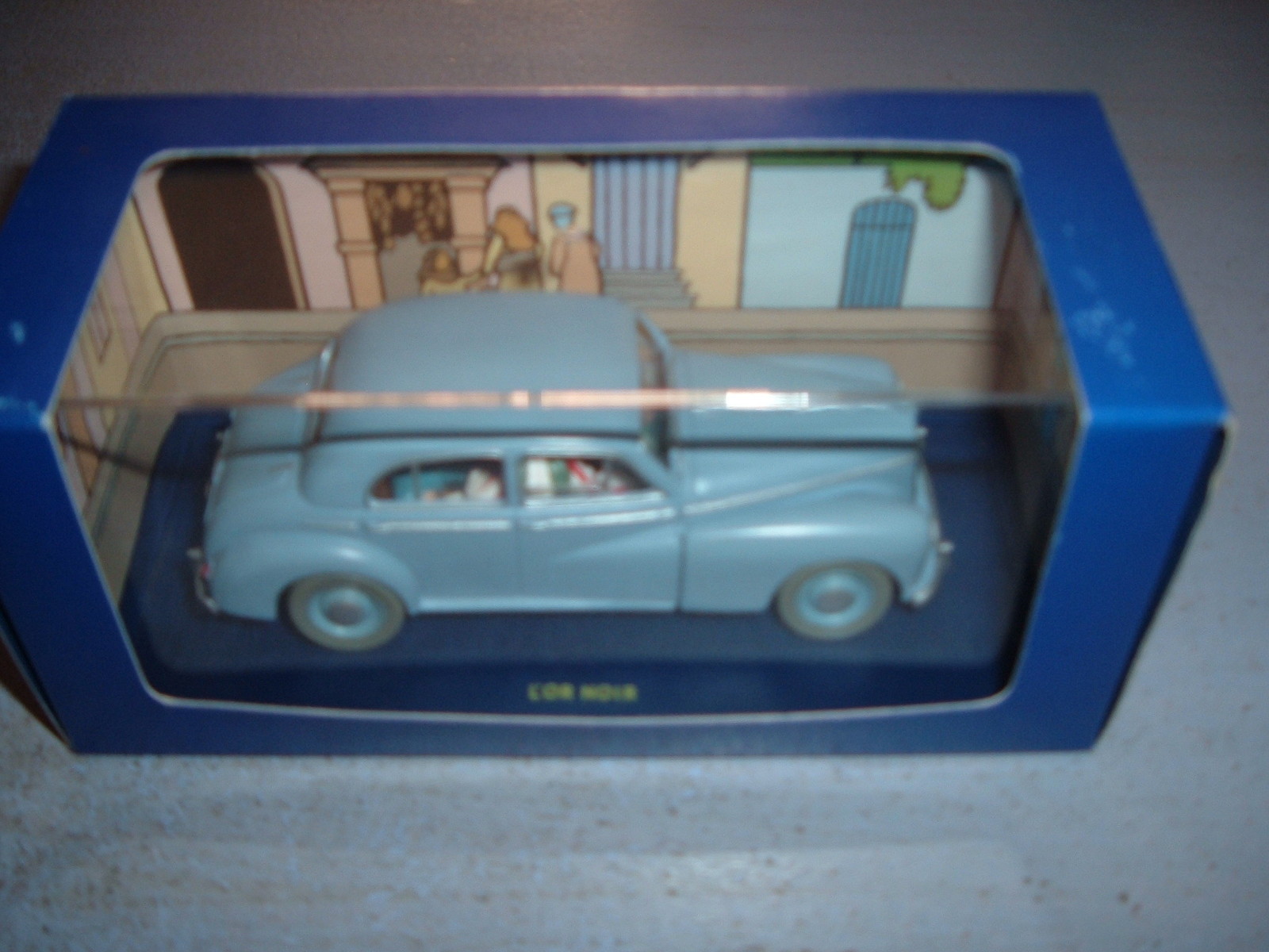 Voiture Tintin Morris miniature de collection Au Pays de l'Or Noir n° 60 neuve en boîte