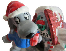 POUND PUPPIES Lighted Christmas House dated c 1987 UNITED SILVER CUTLERY CO