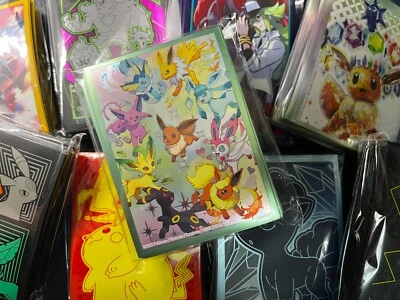 Pokemon Karten Sleeves Sealed *Neu* 65 Hüllen pro Pack Evoli Pikachu Glurak