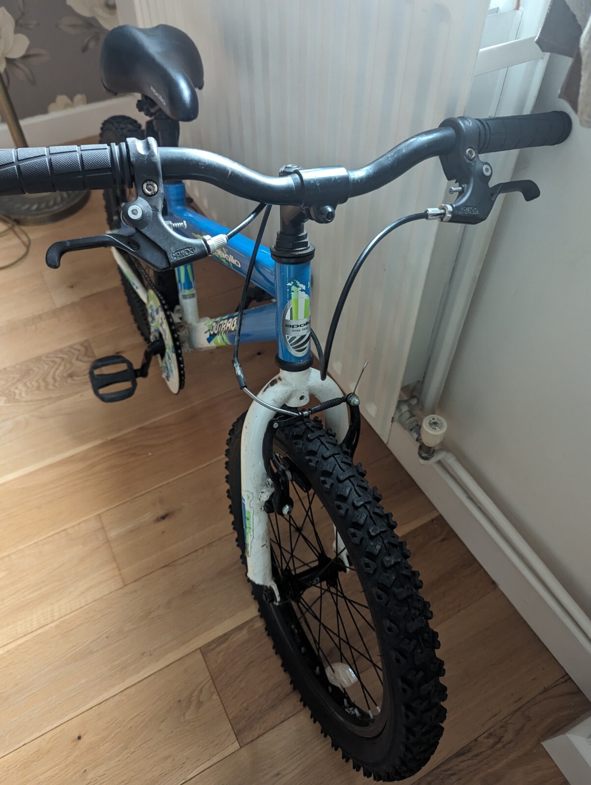 apollo outrage 18 inch bike