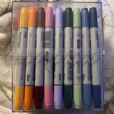 Copic Ciao Marker Set   36 Colors for Drawing, Sketching, and Coloring