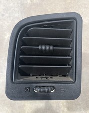 1999-2006 Chevy Silverado Tahoe Sierra Front Left Driver Dash Vent 15771300 Oem