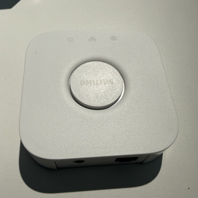 Philips Hue Bridge v2   neu & unbenutzt