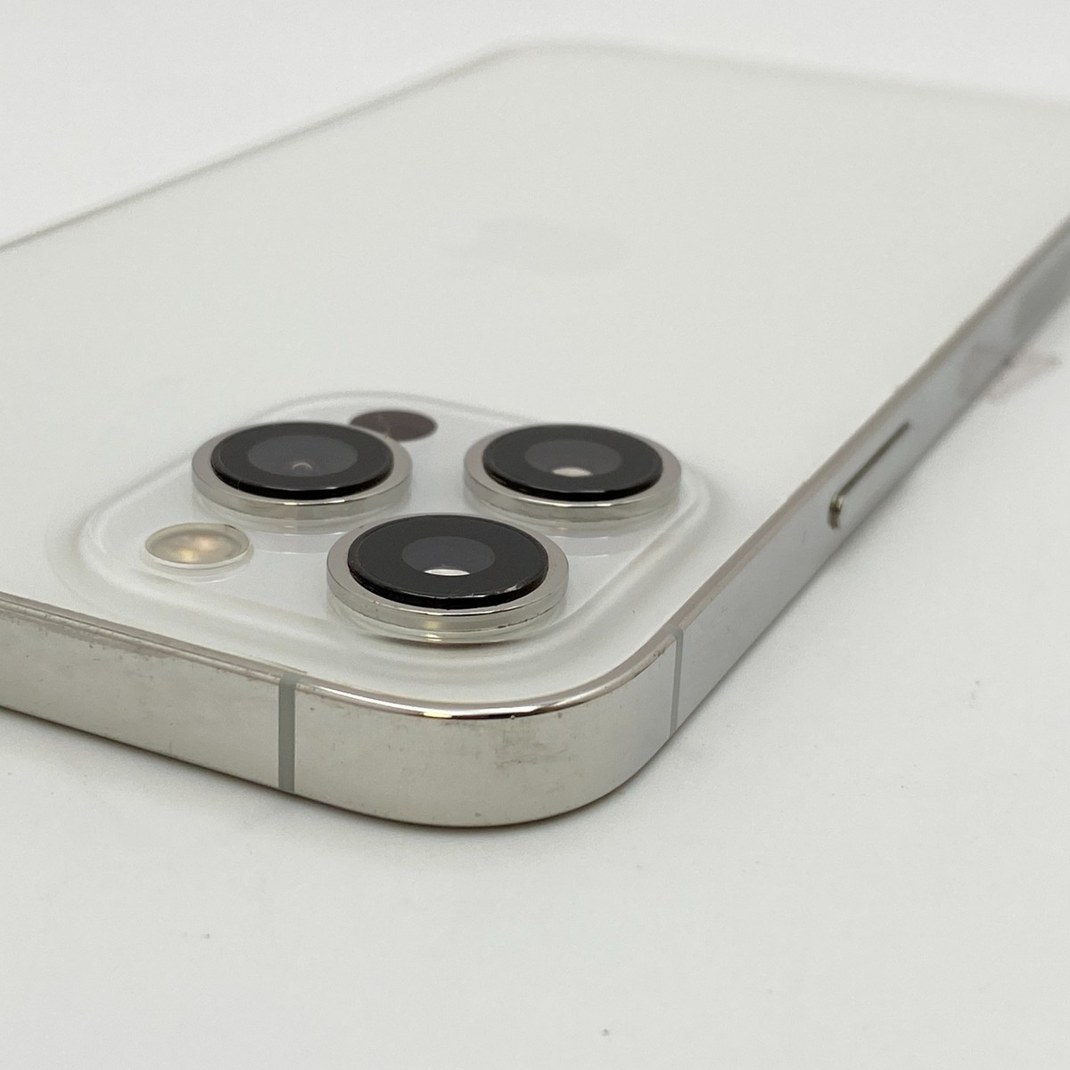 Apple iPhone 12 Pro Max - 128GB - Silver (Unlocked) - CRACKED BACK