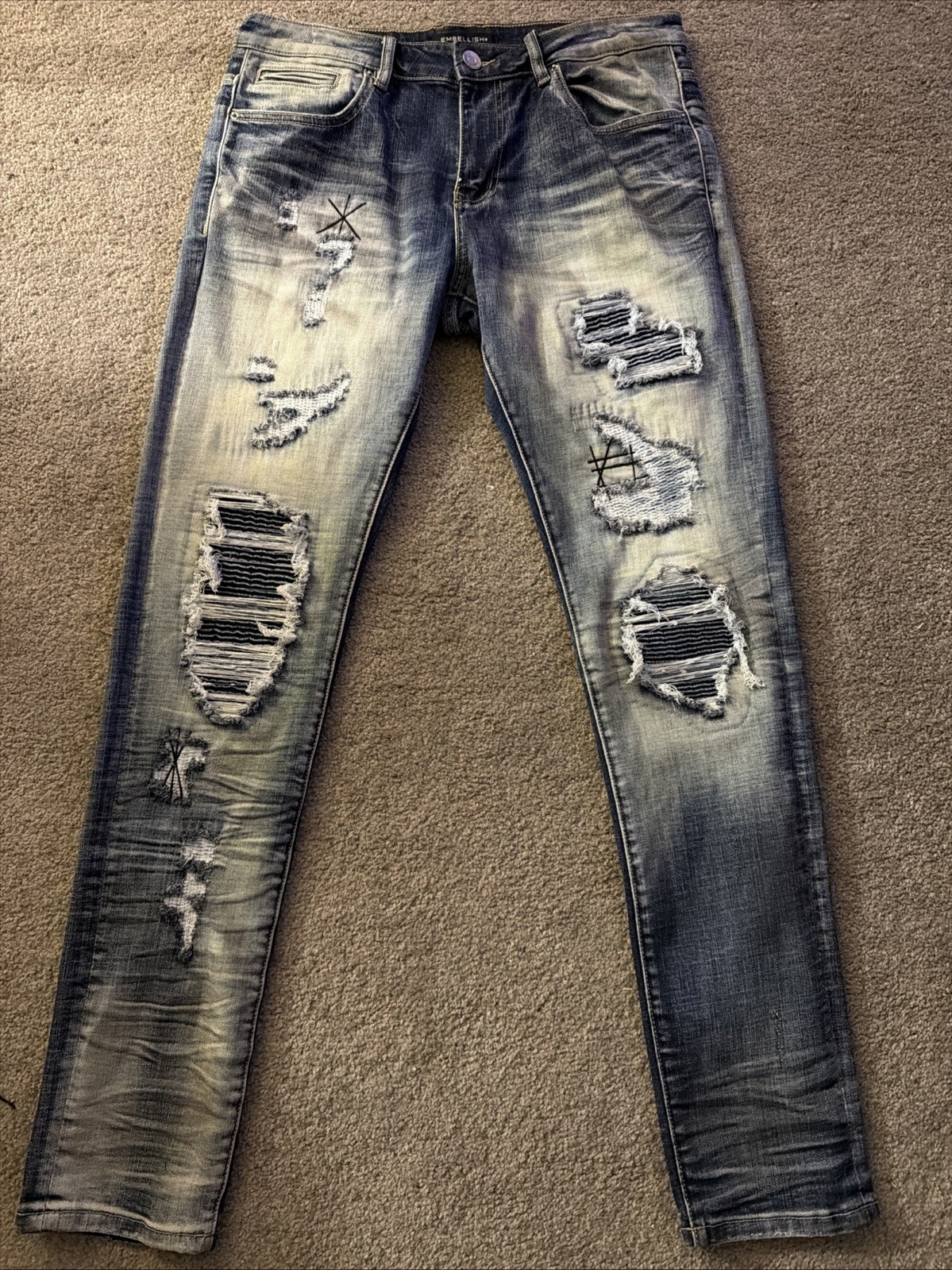 Men’s Used W34-L32 Embellish Rip And Repair Slim Taper Jeans