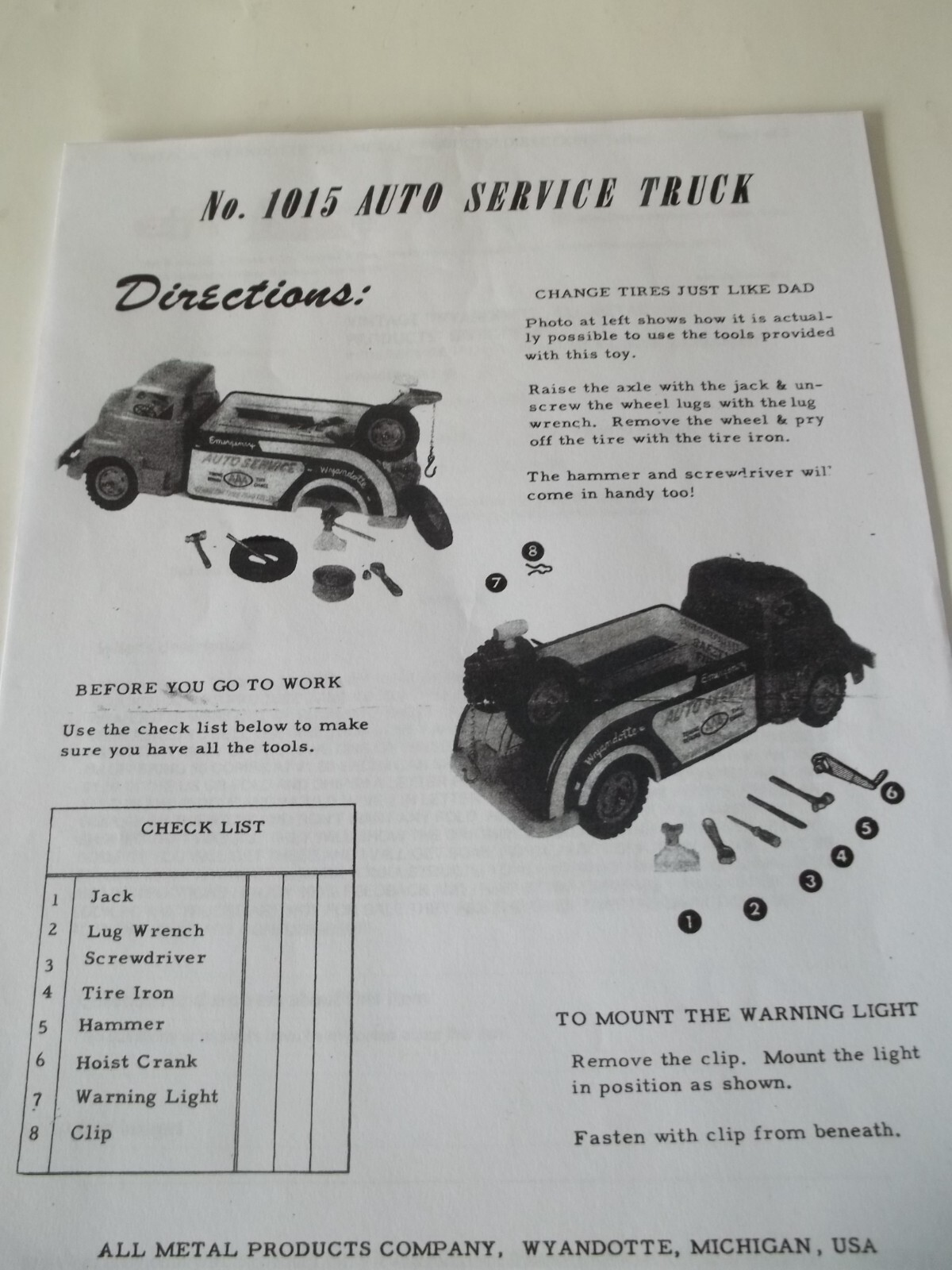 VINTAGE ALL METAL PRODUCTS/ WYANDOTTE TOYS 1015 TOW TRUCK DIRECTIONS