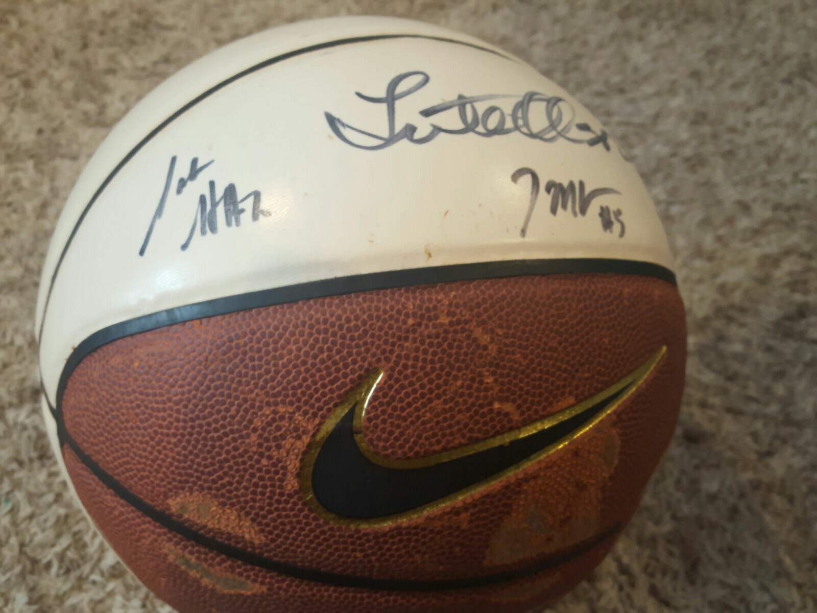 LUTE OLSON Coach and Team Signed Basketball University of AZ Nike eBay