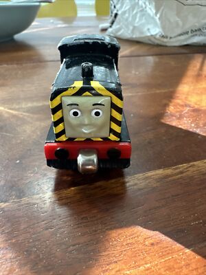 Thomas the Train Mavis Diecast Metal Tank Engine  Take Play Black Yellow 2009