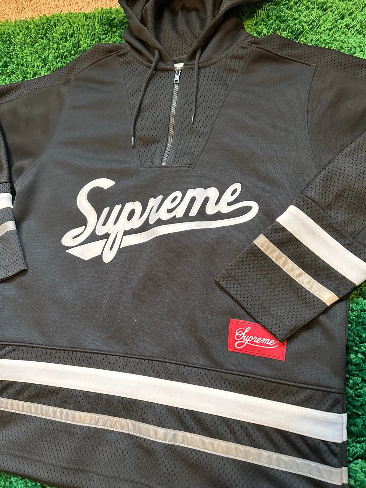 NUOVA Felpa con cappuccio Supreme FW16 logo script hockey jersey nera taglia: piccola scatola ss
