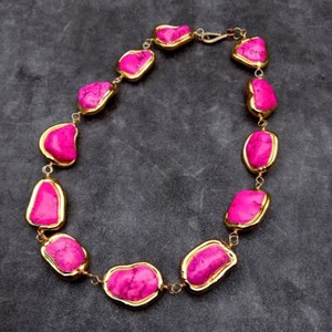 Authentic Pink Color Turquoise Freeform Beads Gold Plated Choker Necklace Chunky Necklaces