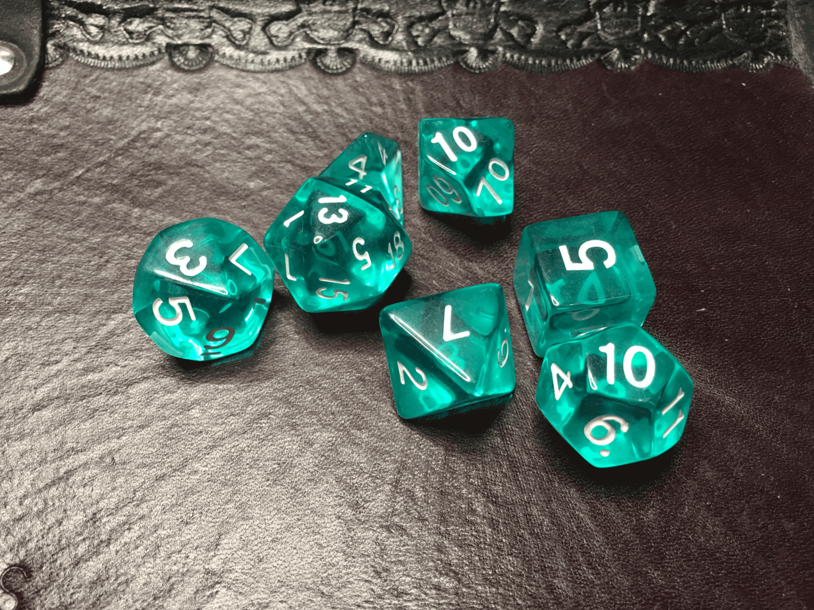 16mm 7 Die Polyhedral Dice Set 
