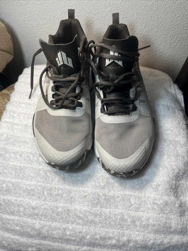 jj watt shoes military