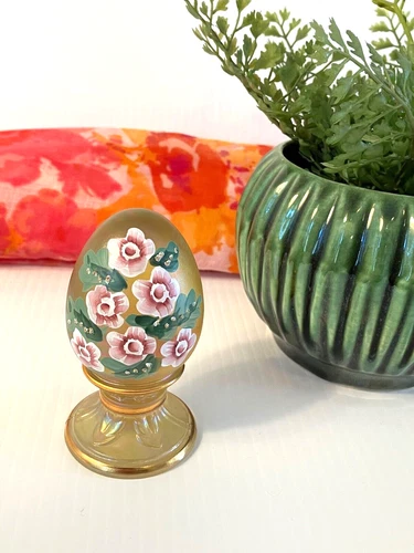 Marigold Yellow Carnival Glass Easter Egg Fenton Opalescent painted signed