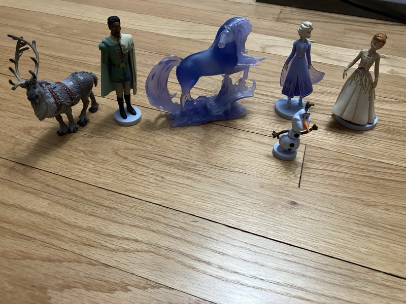 Lot of 6 Disney Frozen Cake Toppers figures Anna Elsa Olaf