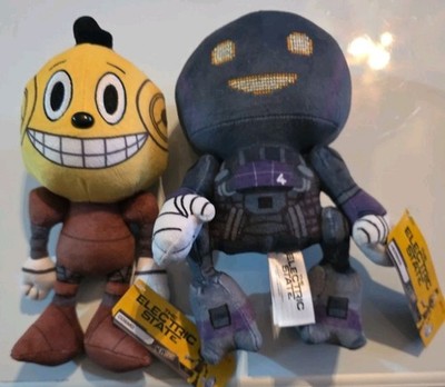 Netflix The Electric State 8'' Collectible Cosmo & Herman Plush Dolls