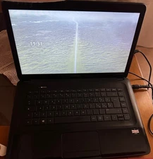 COMPAQ CQ58 Laptop AMD C-60 APU w/Radeon HD 16GB Ram Linux Mint - Read Details