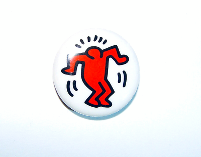 ARTIST Keith Haring Pop Shop DANCING MAN POP ART Pinback Button
