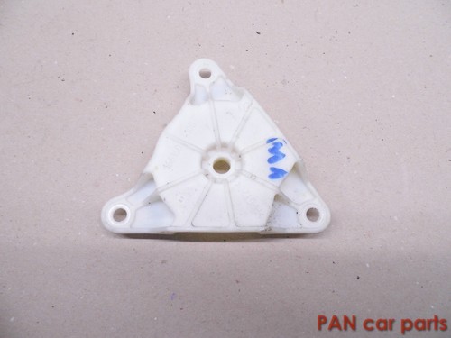 VW Passat 3B Halterung Umlenkrolle Fensterheber 166160-100