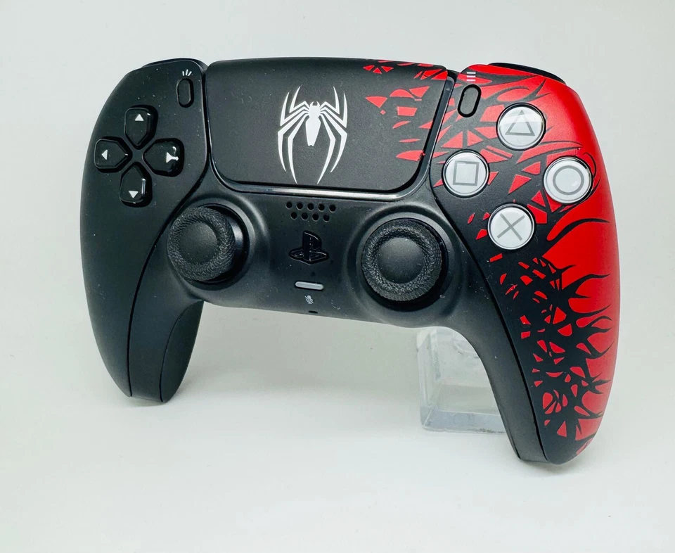 Sony PS5 controller dualsense - Custom Spiderman controller - great condition - Image 3 of 4