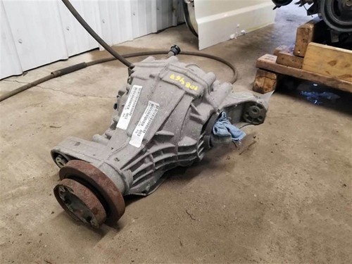 2011-2013 Dodge Durango Rear Axle Differential Carrier 3.45 Ratio 230mm - Picture 1 of 7