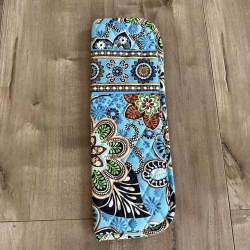 Vera Bradley Bali Blue Curling Iron Holder Straightener Paisley Quilted
