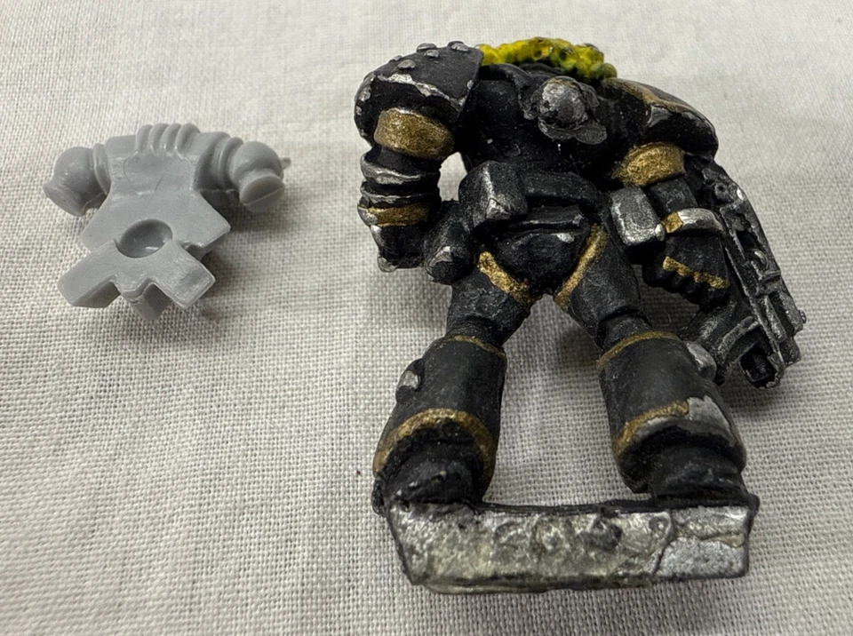 Rogue Trader RT01 Space Marine Brother Lustgarten Warhammer 40k Metal a 3g - Image 2 of 3
