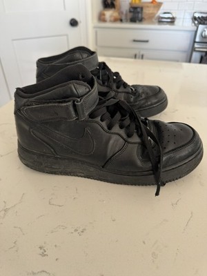 NIKE AIR FORCE 1 MID Black Sneakers (US Men s Size 10.5) 315123-001