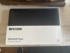 Incase Hardshell Case 13  MacBook Pro Thunderbolt 3 USB-C 