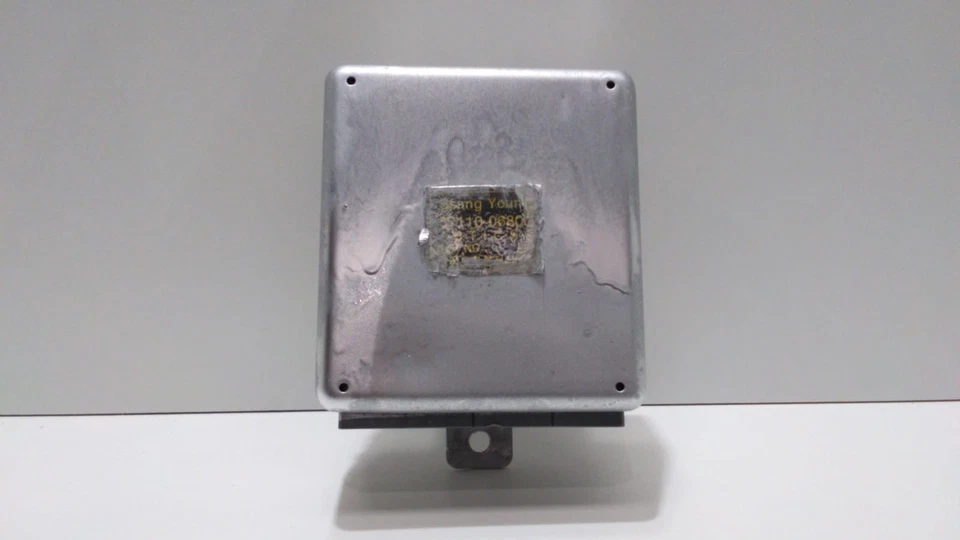 8711006800 CENTRALINA MOTORE / 47715 / 141528 PER SSANGYONG KORANDO 2.3 TDI - Immagine 2 di 4