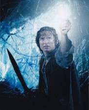 ELIJAH WOOD signed autograph 20x25cm LORD OF THE RINGS in person autograph ACOA