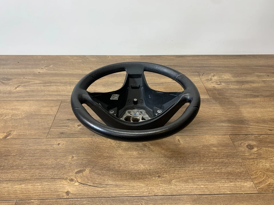 2009-2011 Mercedes SLK300 350 55AMG CLS 63AMG Leather Sport Steering Wheel OEM - Image 4 of 4