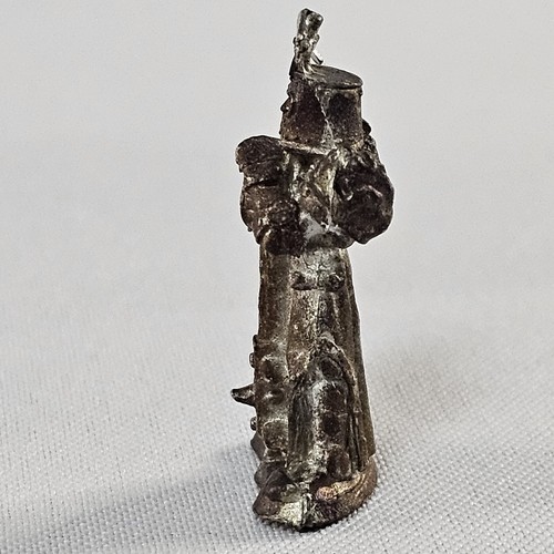 Ral Partha Metal Miniatures For AD&D Unpainted With Storage Ware - Picture 2 of 6