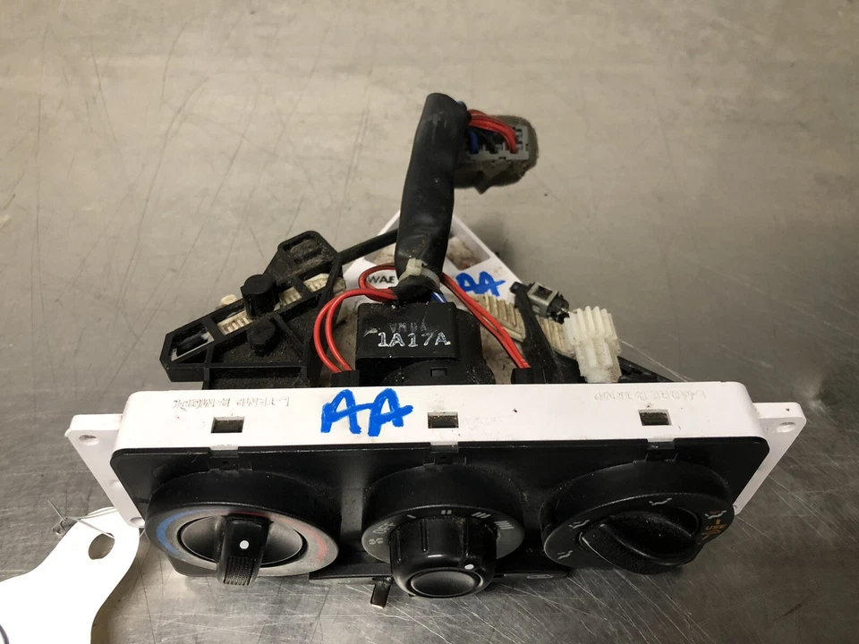 Kia Rio 2000-2002 control de temperatura térmica sin aire acondicionado Foto 2 de 4