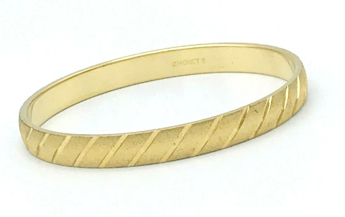 Monet s bracelet deals
