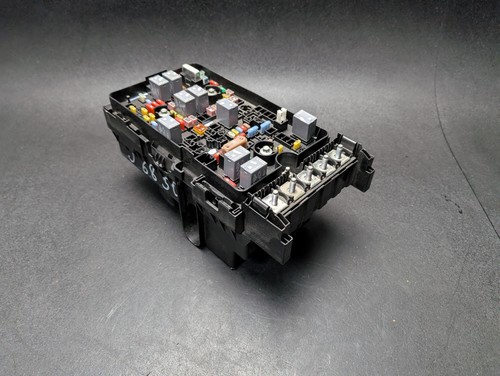 Intelligent Power Distribution IPDM Control Module 2017 Jeep Cherokee 2016 2018 - Picture 13 of 13