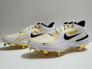 rose gold baseball cleats