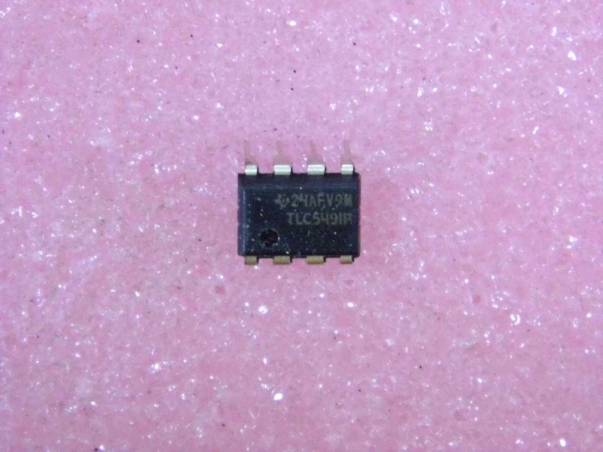 ci TLC 549 IP ~ ic TLC549IP ~ 8-Bit Analog-to-Digital Converters